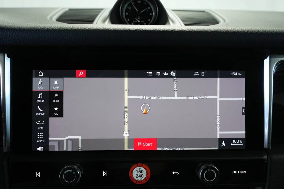 New 2026 Porsche Macan AWD/4WD image 20