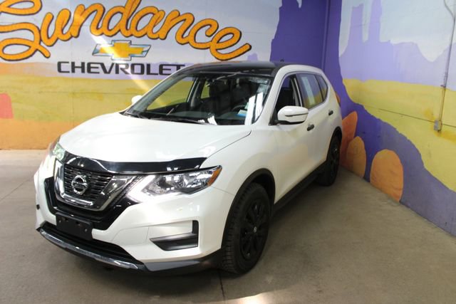 Used 2017 Nissan Rogue S FWD image 4
