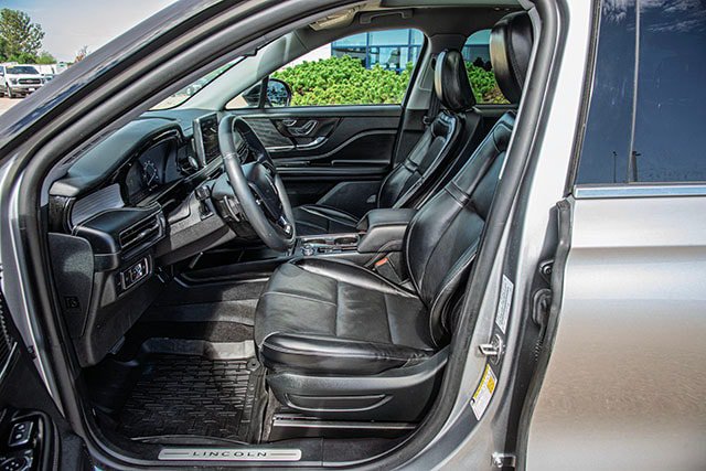 Used 2022 Lincoln Corsair AWD w/ Premium Package image 16
