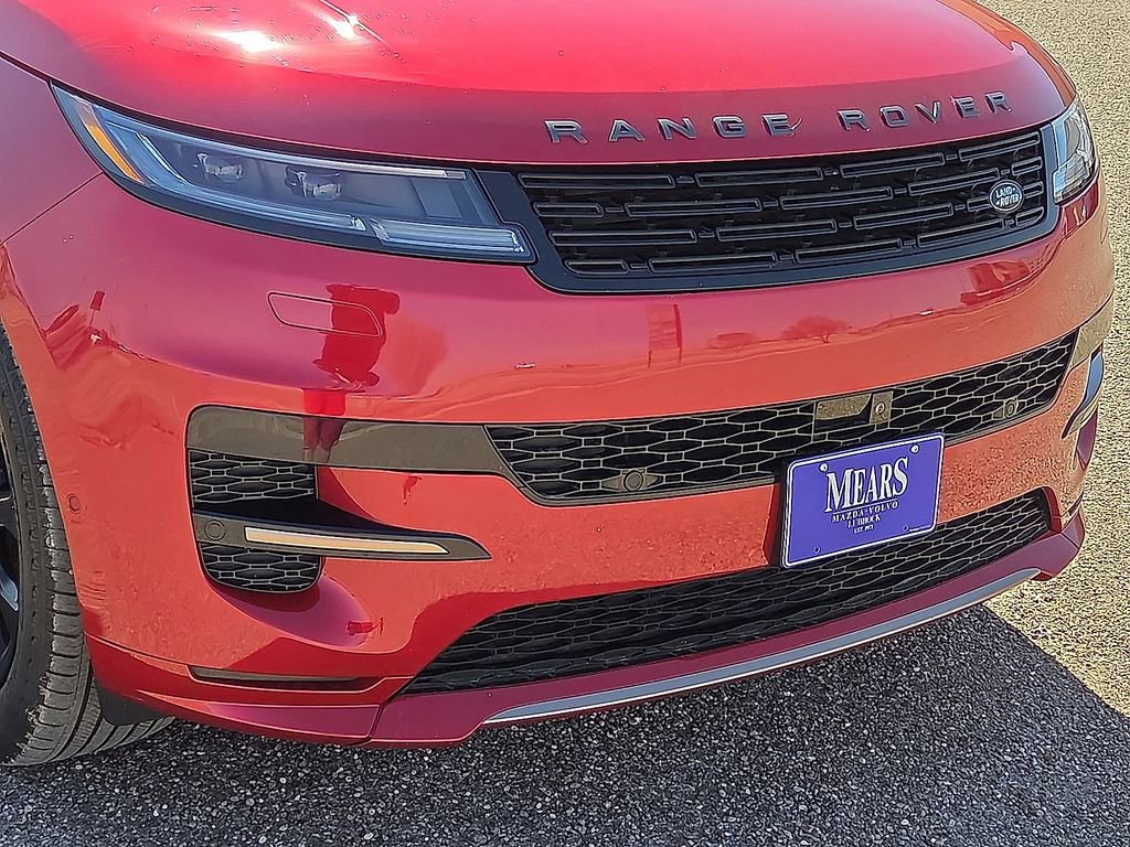 Used 2023 Land Rover Range Rover Sport SE Dynamic image 10