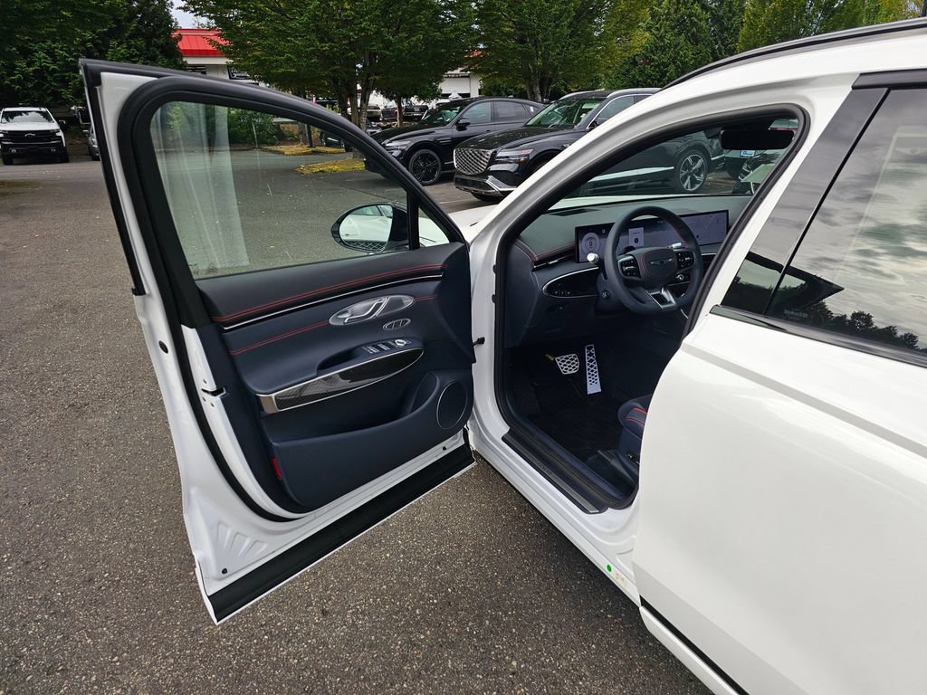 New 2027 Genesis GV70 3.5T Prestige AWD/4WD image 20