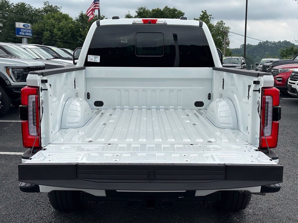 New 2026 Ford F350 Platinum w/ FX4 Off-Road Package AWD/4WD image 28