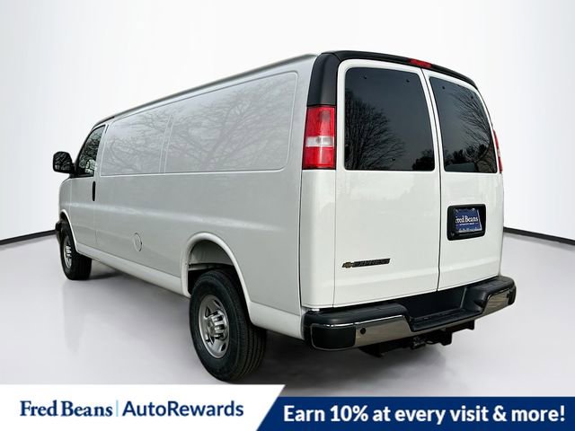New 2025 Chevrolet Express 3500 Extended w/ Chrome Appearance Package RWD image 5