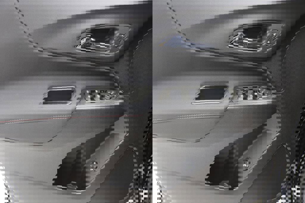 Used 2024 Chevrolet Equinox RS image 14