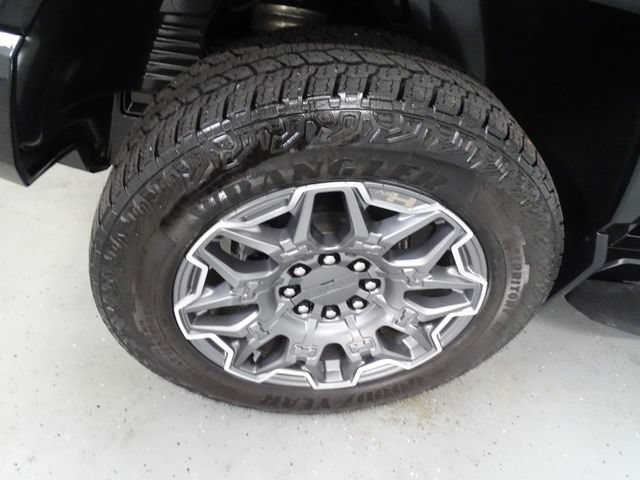 Certified 2025 GMC Hummer EV 3X AWD/4WD image 26