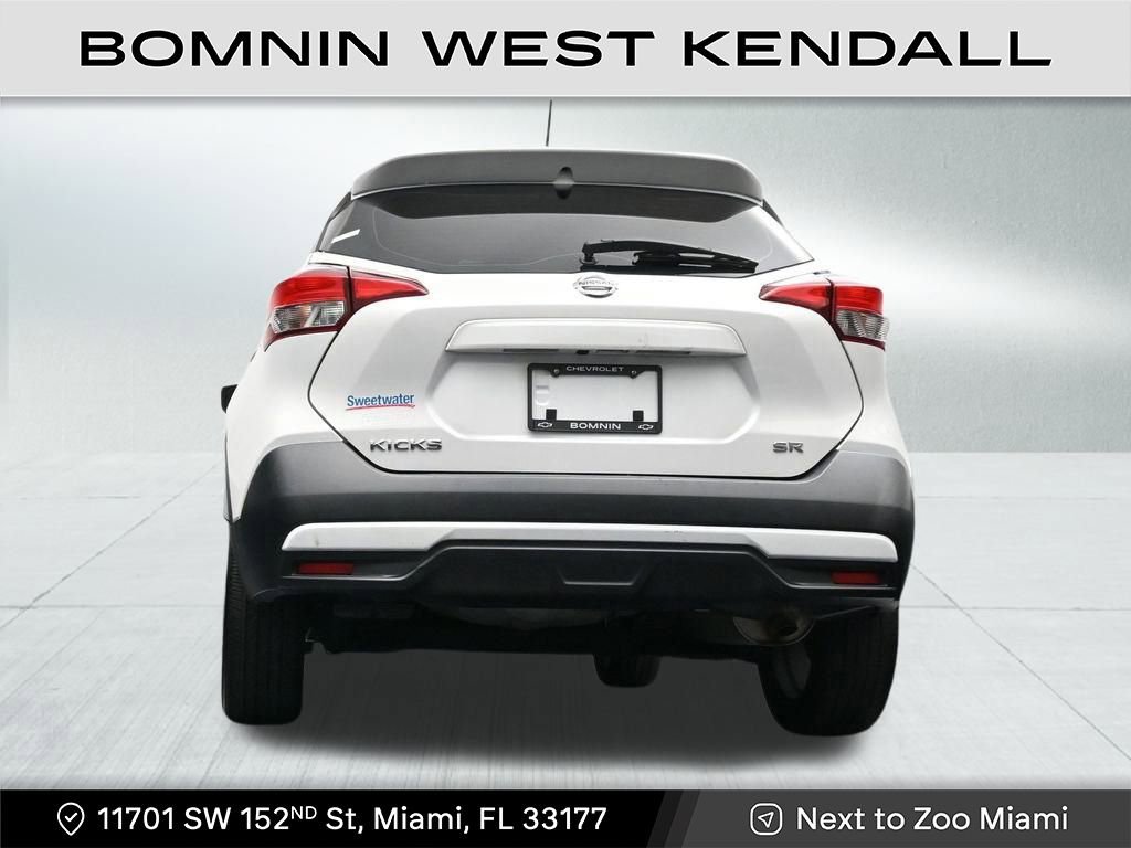 Used 2019 Nissan Kicks SR w/ SR Premium Package image 23