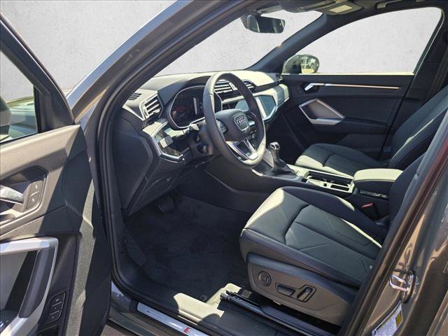 Used 2025 Audi Q3 2.0T Premium w/ Convenience Package AWD/4WD image 14