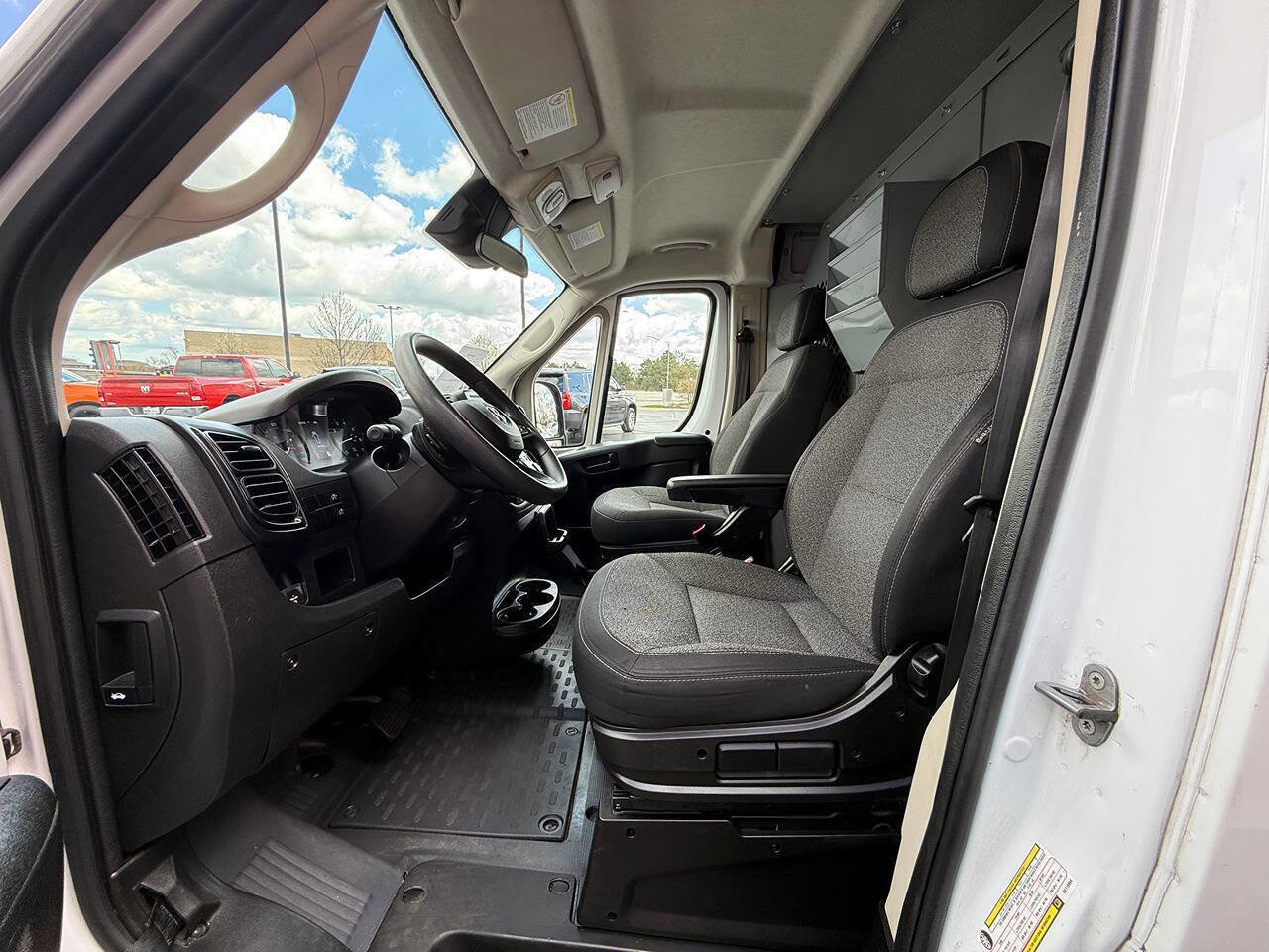 Used 2022 RAM ProMaster 2500 FWD image 19