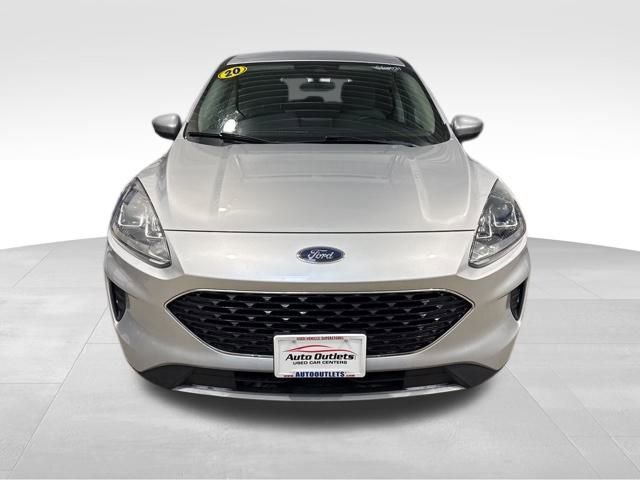 Used 2020 Ford Escape SE image 3