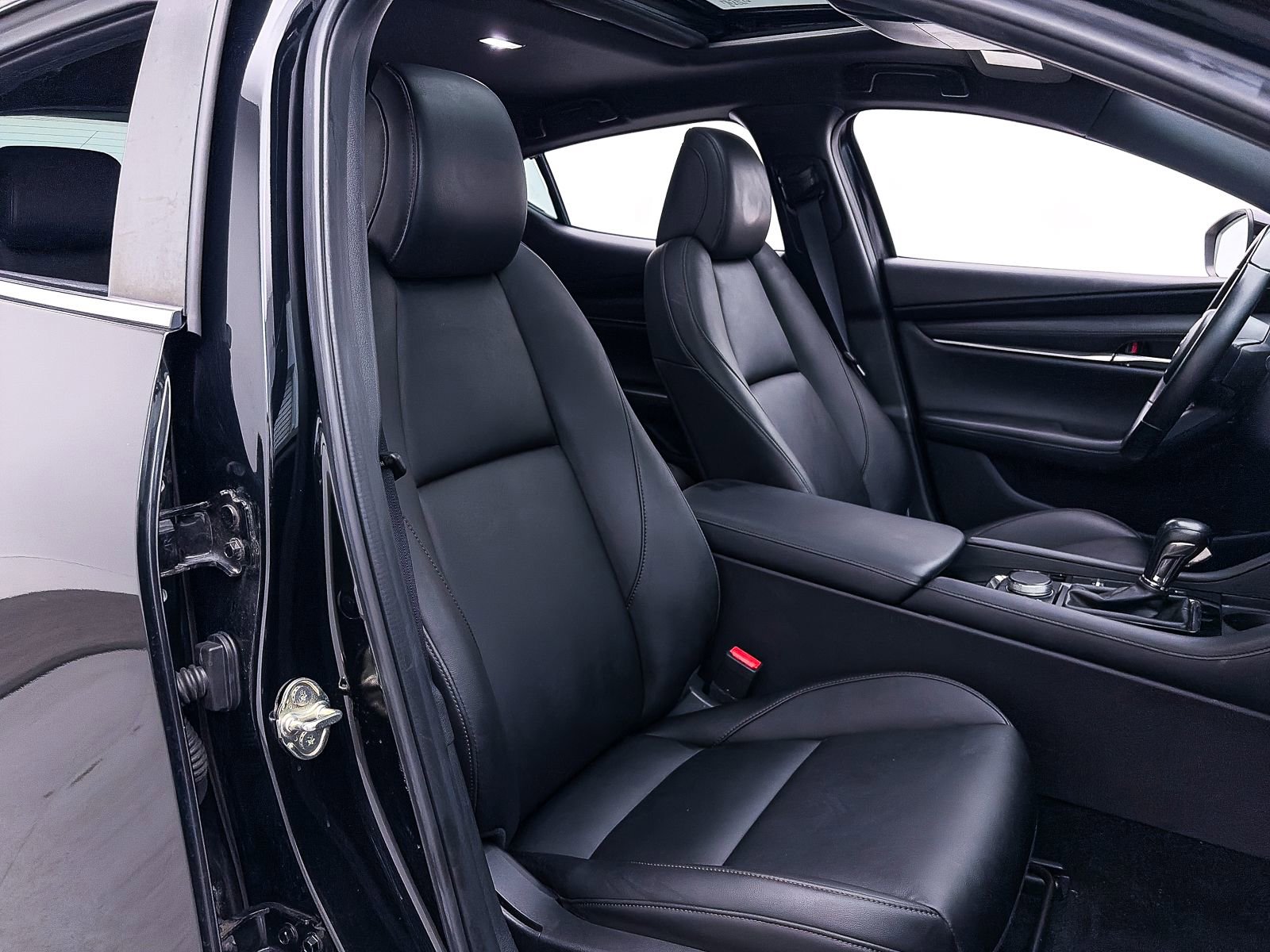 Certified 2022 MAZDA MAZDA3 s image 36