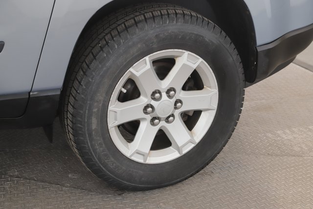 Used 2008 Saturn Outlook XE w/ Preferred Package image 14