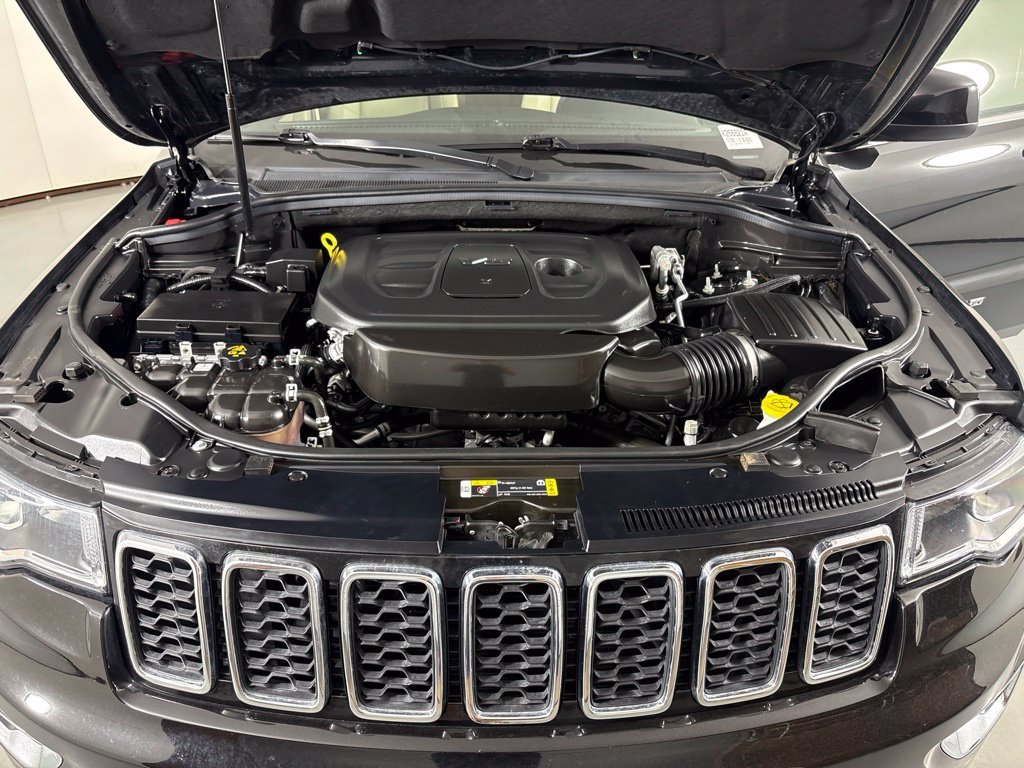 Used 2022 Jeep Grand Cherokee Laredo E RWD image 39