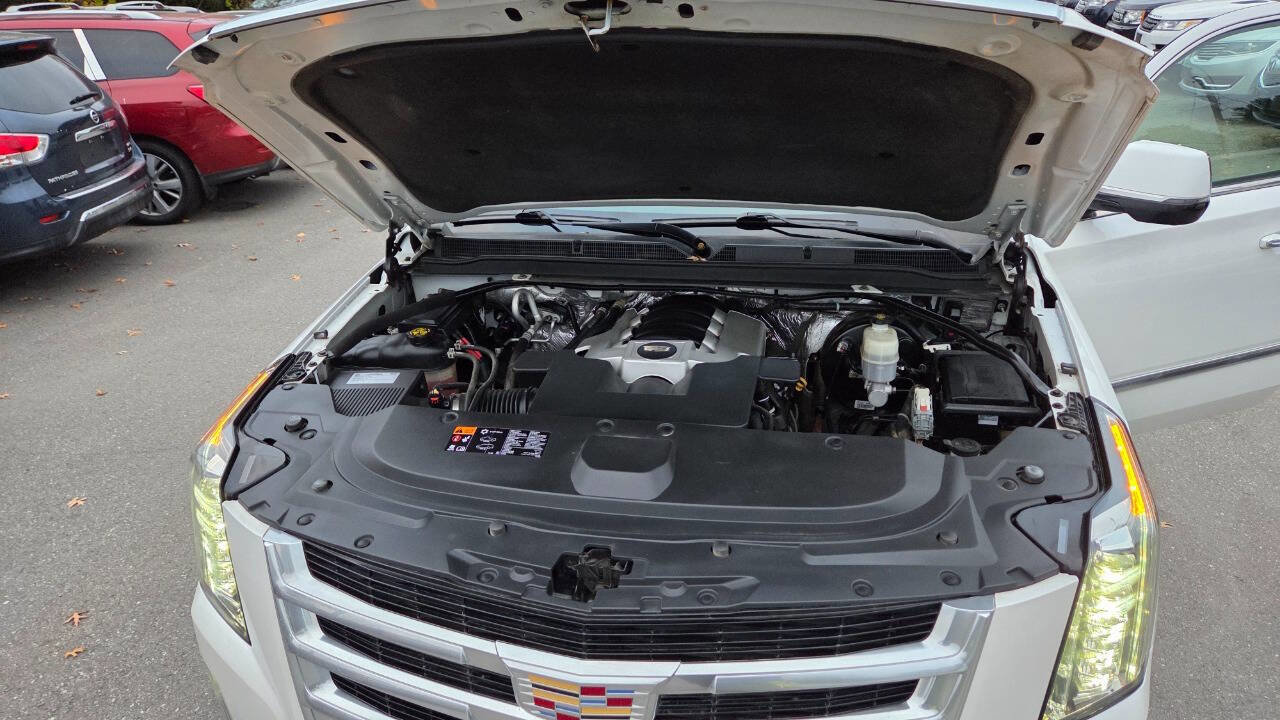 Used 2016 Cadillac Escalade ESV Premium image 50