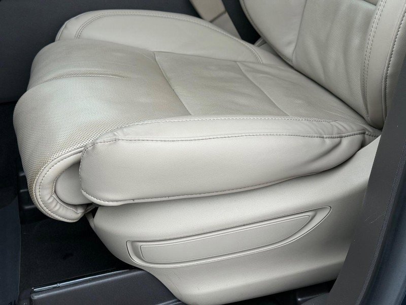 Certified 2022 Lincoln Aviator Reserve w/ Equipment Group 201A image 33