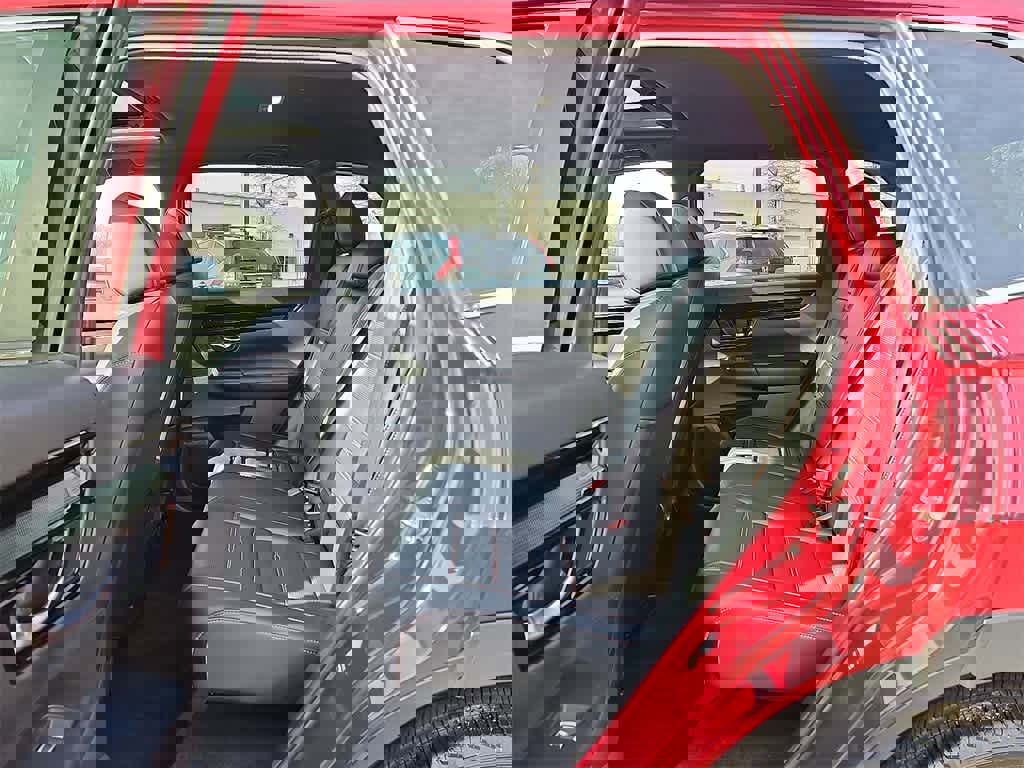 Used 2024 Honda CR-V Sport Touring image 9