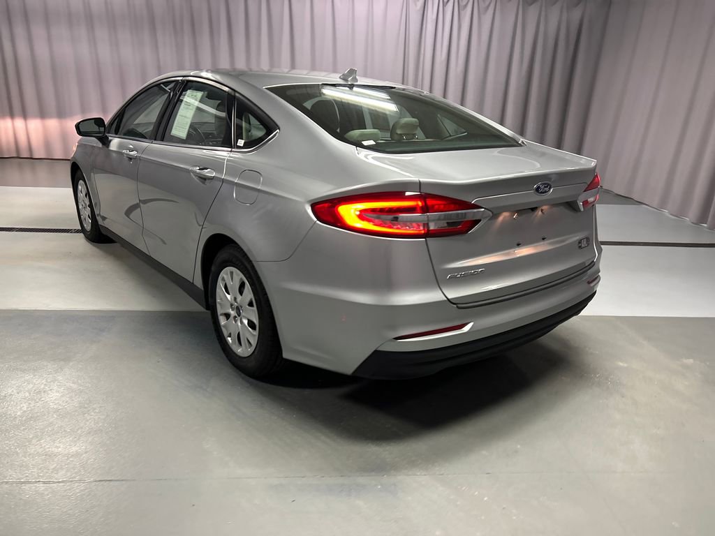 Used 2020 Ford Fusion S image 5