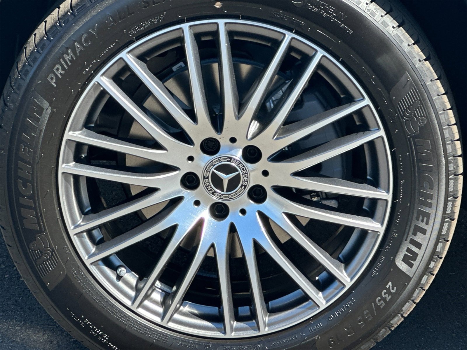 New 2025 Mercedes-Benz GLC 300 4MATIC image 32