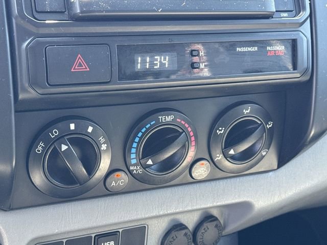 Used 2014 Toyota Tacoma PreRunner w/ Convenience Package RWD image 17