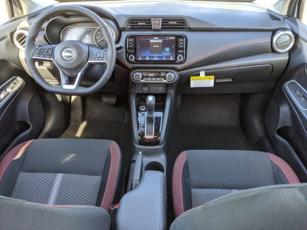 New 2025 Nissan Versa SR w/ Trunk Package FWD image 10