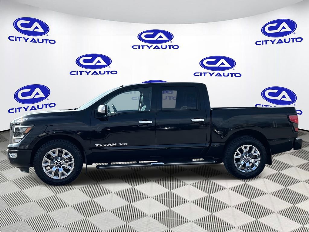 Used 2020 Nissan Titan SL image 7
