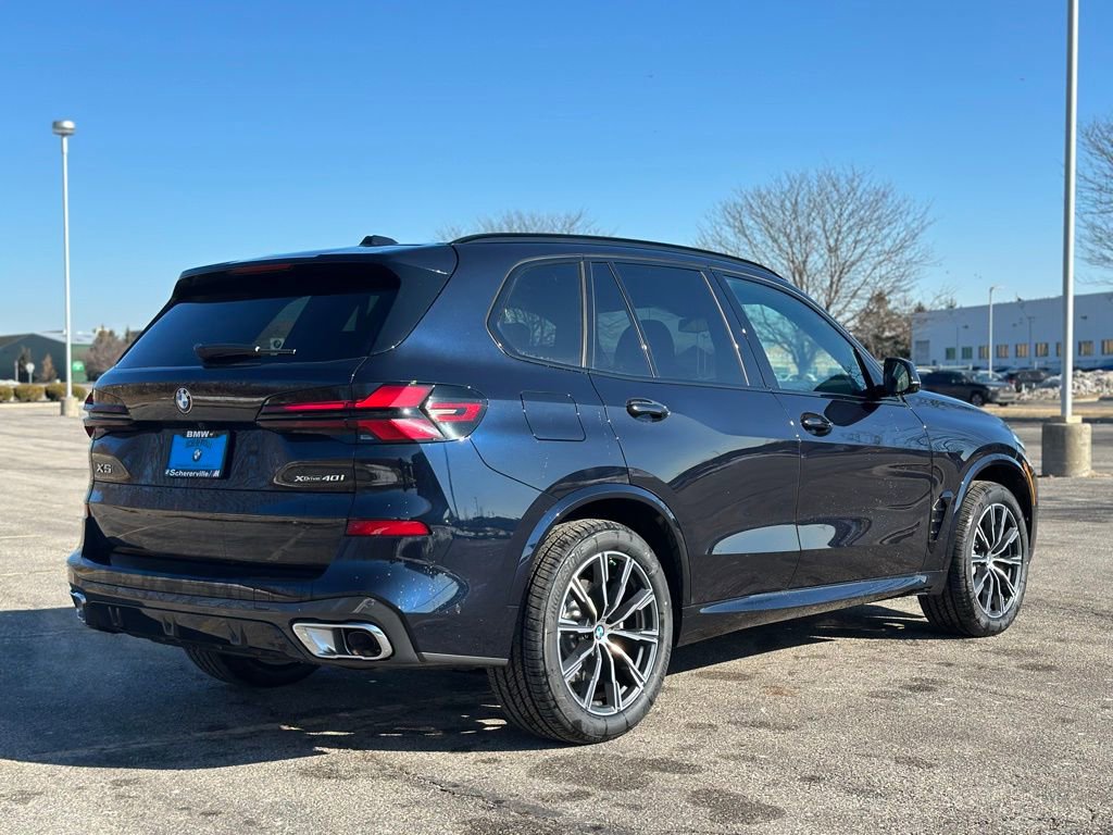 New 2026 BMW X5 xDrive40i w/ M Sport Package AWD/4WD image 7