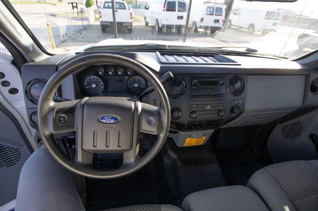 Used 2015 Ford F250 XL RWD image 9