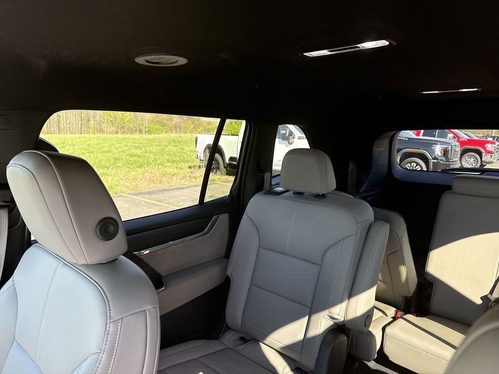 Certified 2024 GMC Acadia Elevation w/ Trailering Package image 10