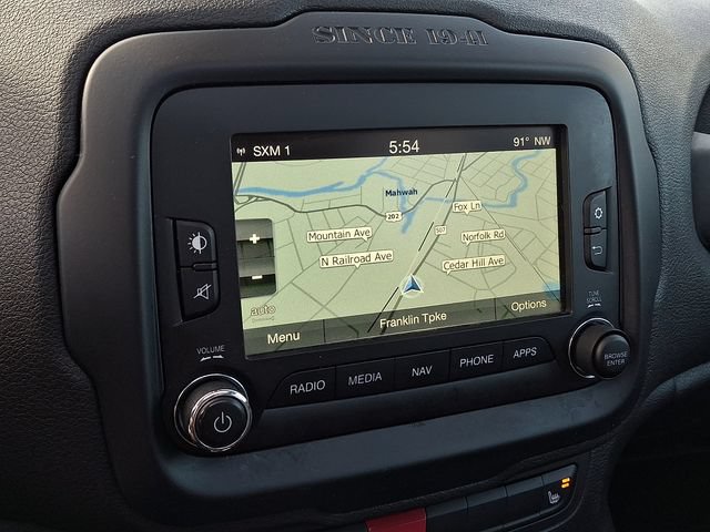 Used 2016 Jeep Renegade Limited AWD/4WD image 18