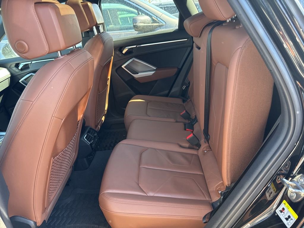 Used 2020 Audi Q3 2.0T Premium w/ Convenience Package image 10