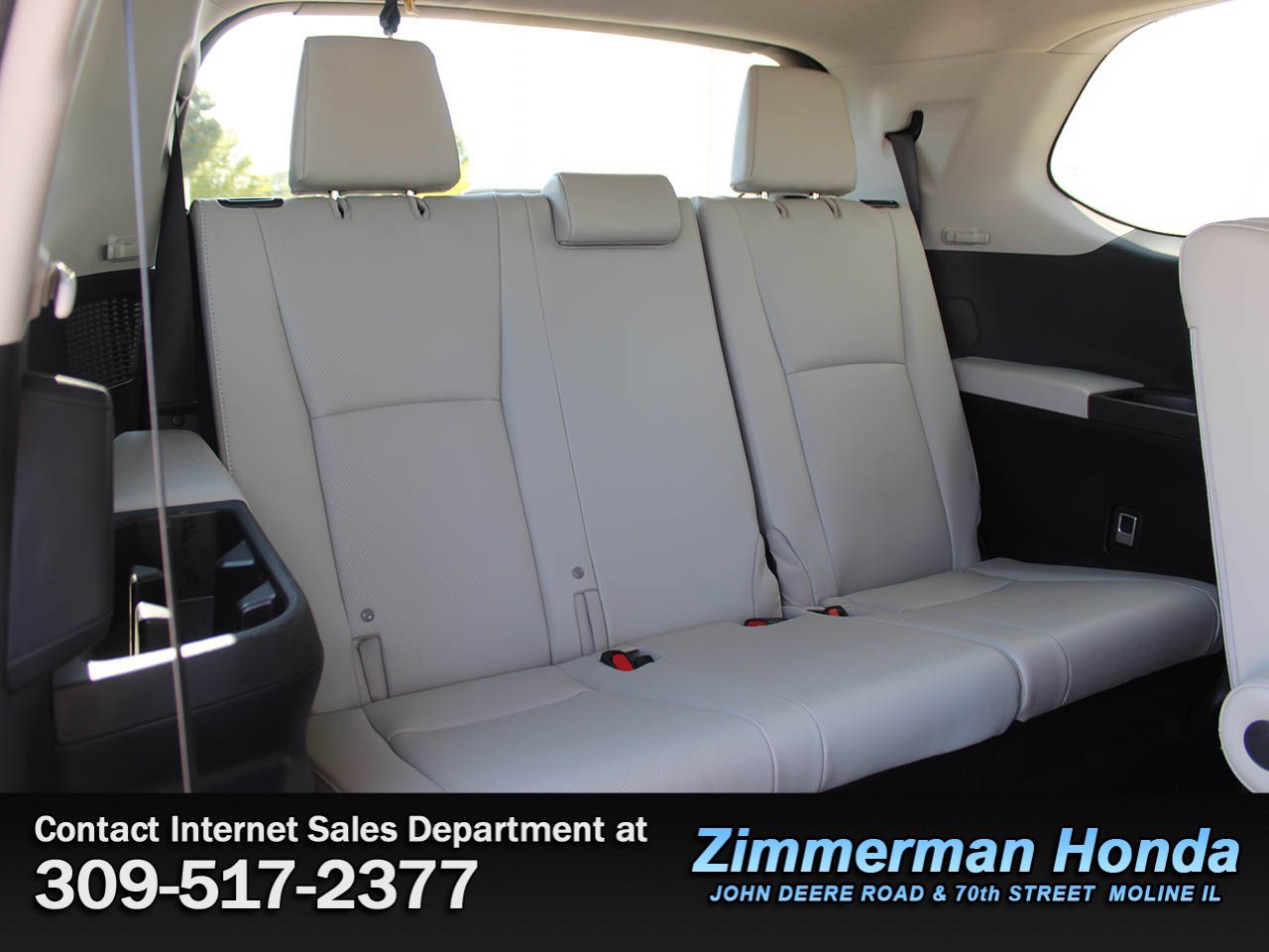 Used 2024 Toyota Grand Highlander AWD image 8