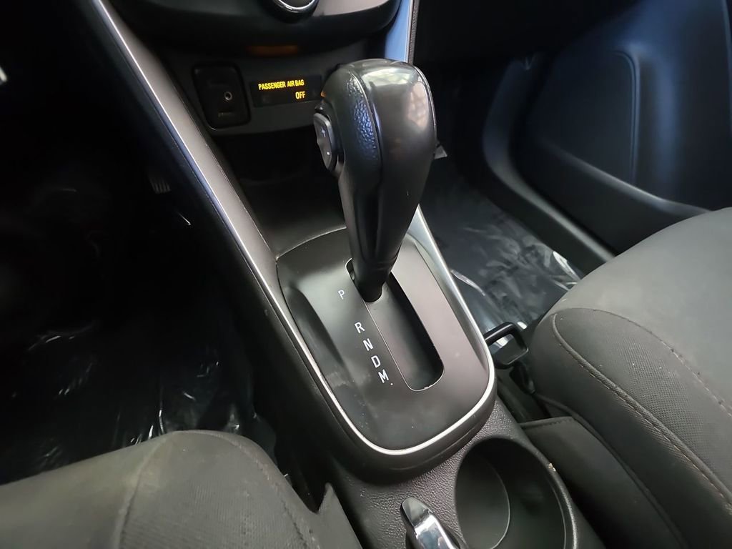 Used 2019 Chevrolet Trax LS image 16