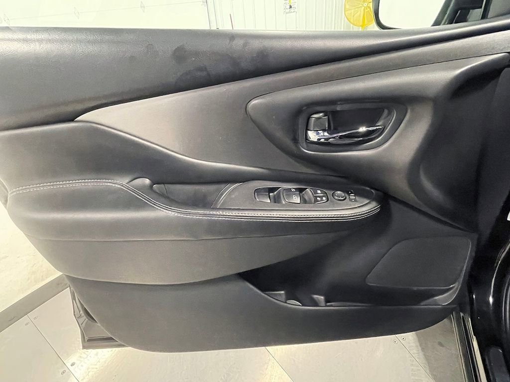 Used 2019 Nissan Murano AWD image 20