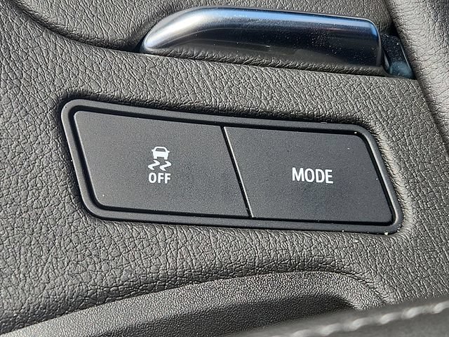 Certified 2023 Cadillac XT5 Premium Luxury w/ Technology Package AWD/4WD image 24