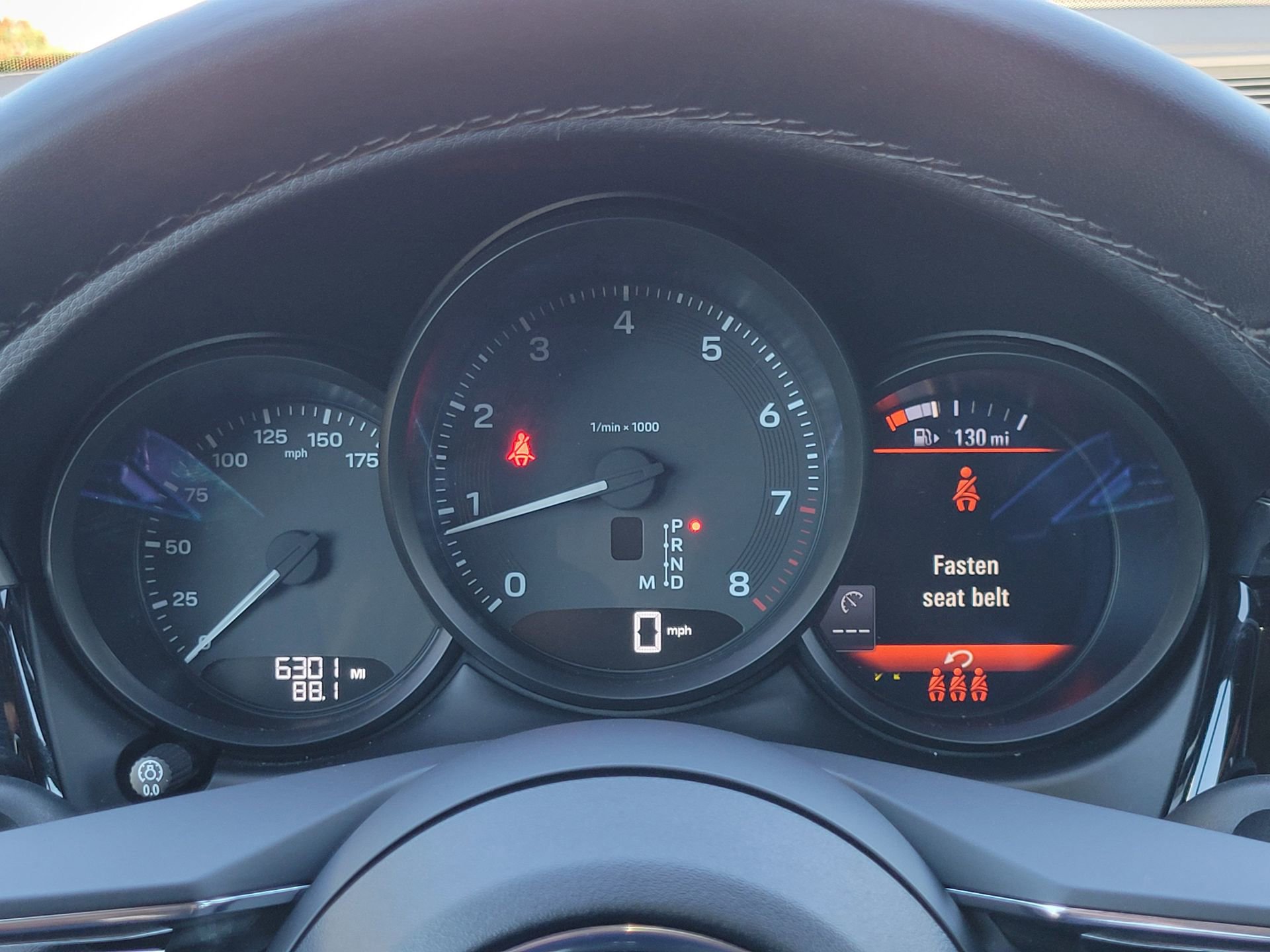 Used 2025 Porsche Macan image 15