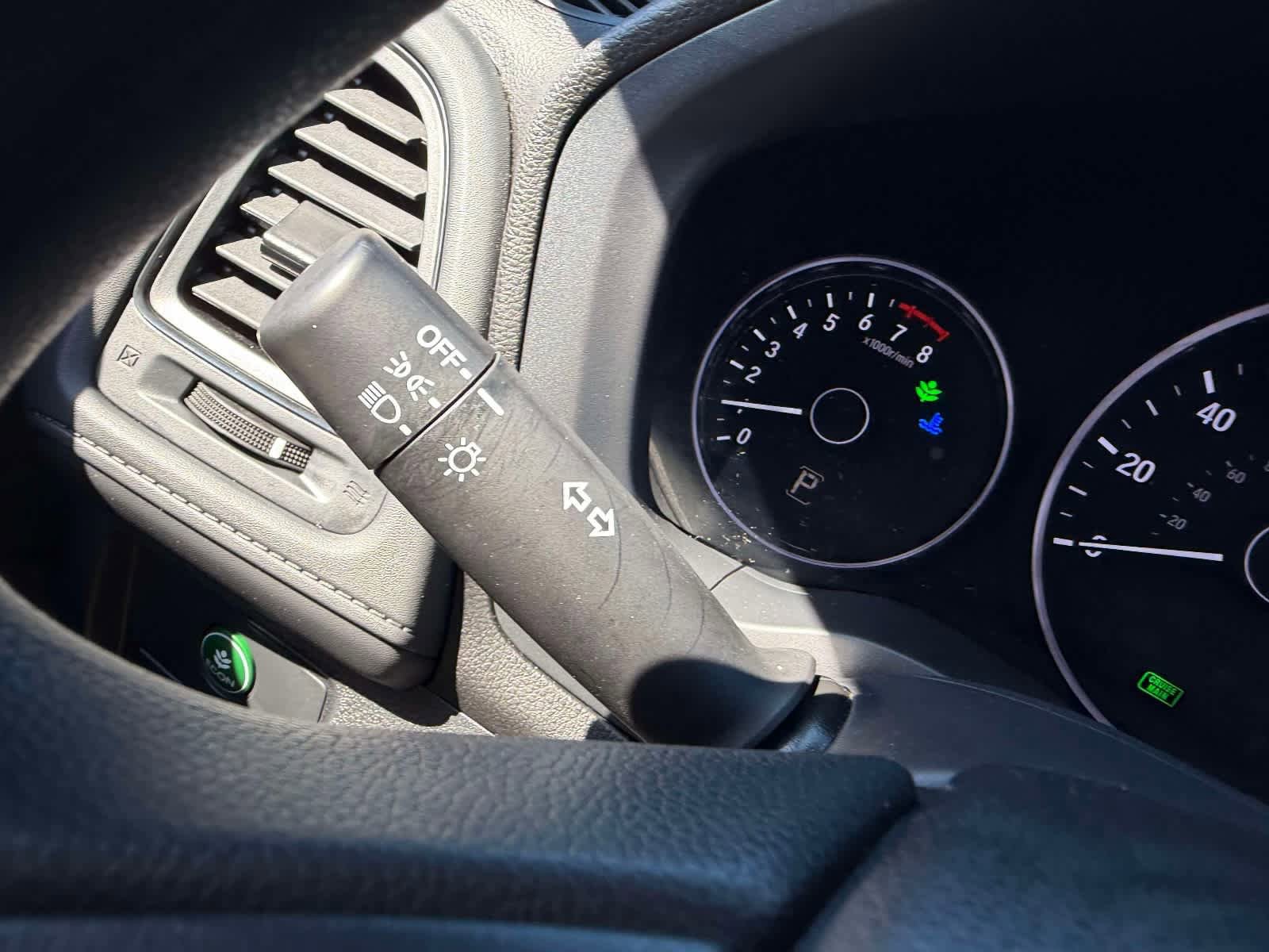 Used 2021 Honda HR-V LX image 31