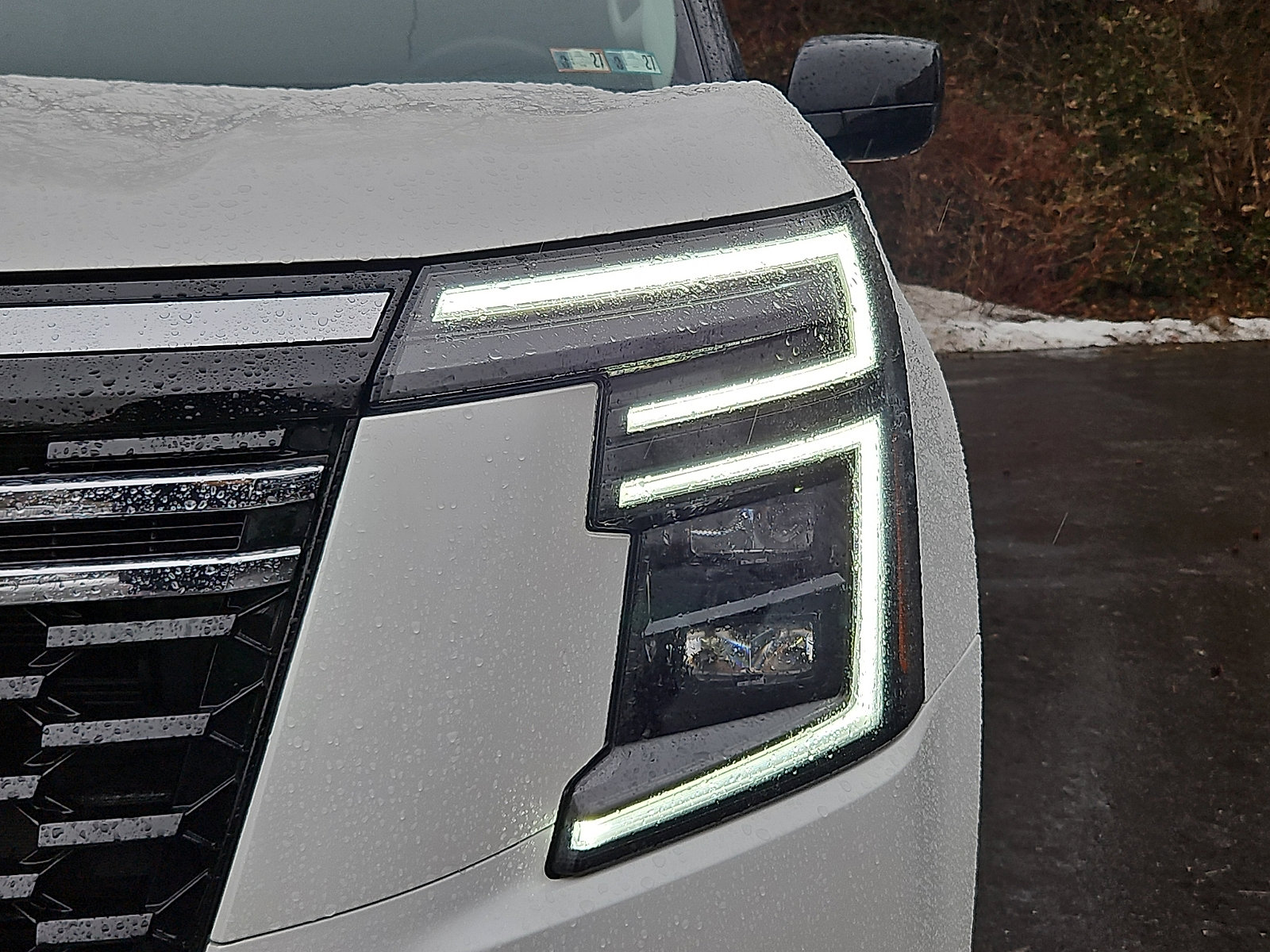 Certified 2025 Nissan Armada SV image 8