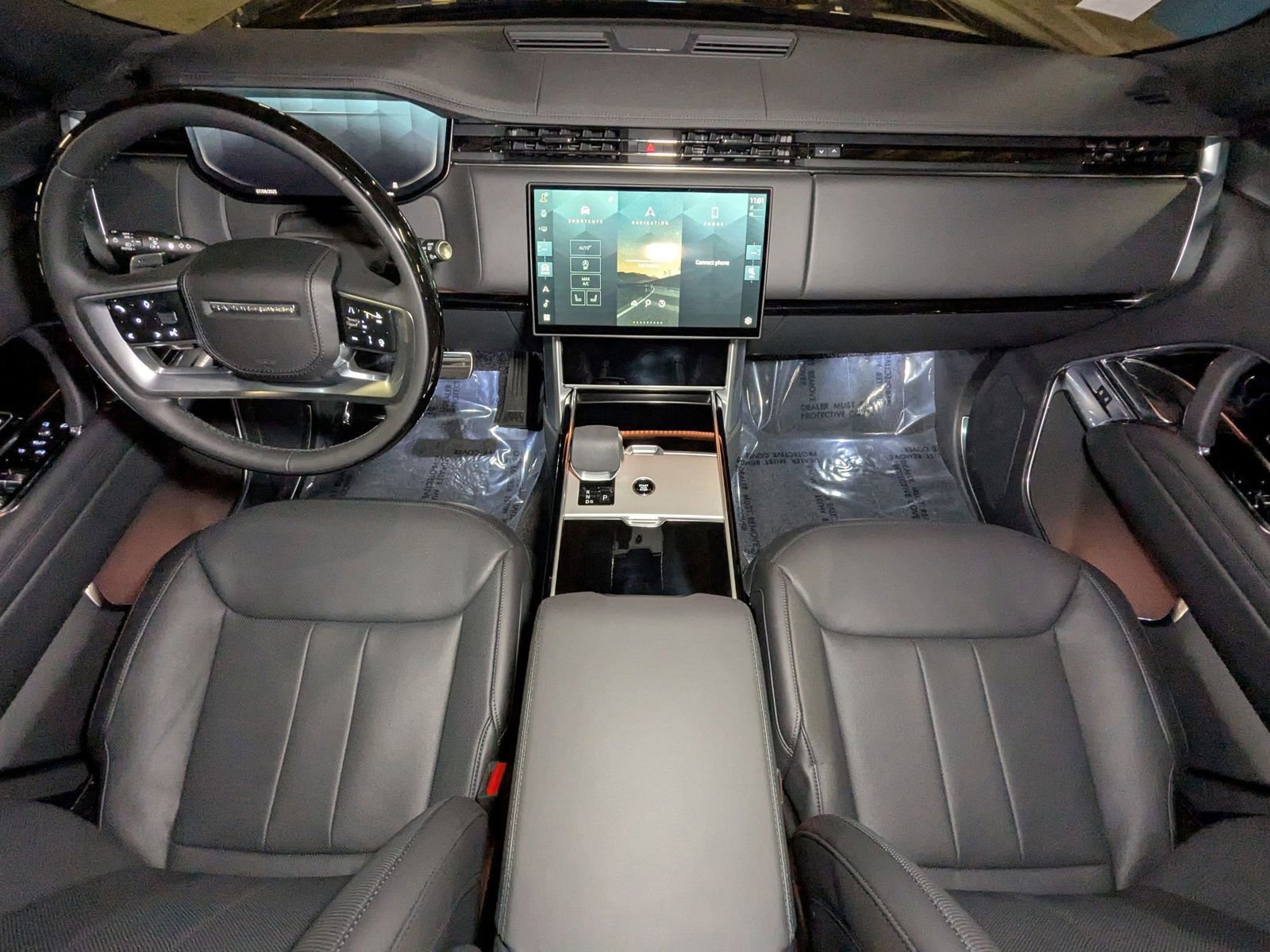 New 2025 Land Rover Range Rover Long Wheelbase SE image 15