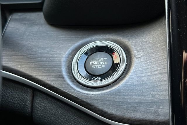 Used 2023 Jeep Grand Cherokee Limited image 25