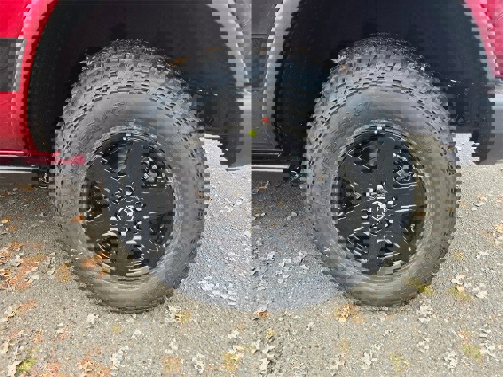 New 2025 Ford Bronco Big Bend w/ Black Diamond Package image 9