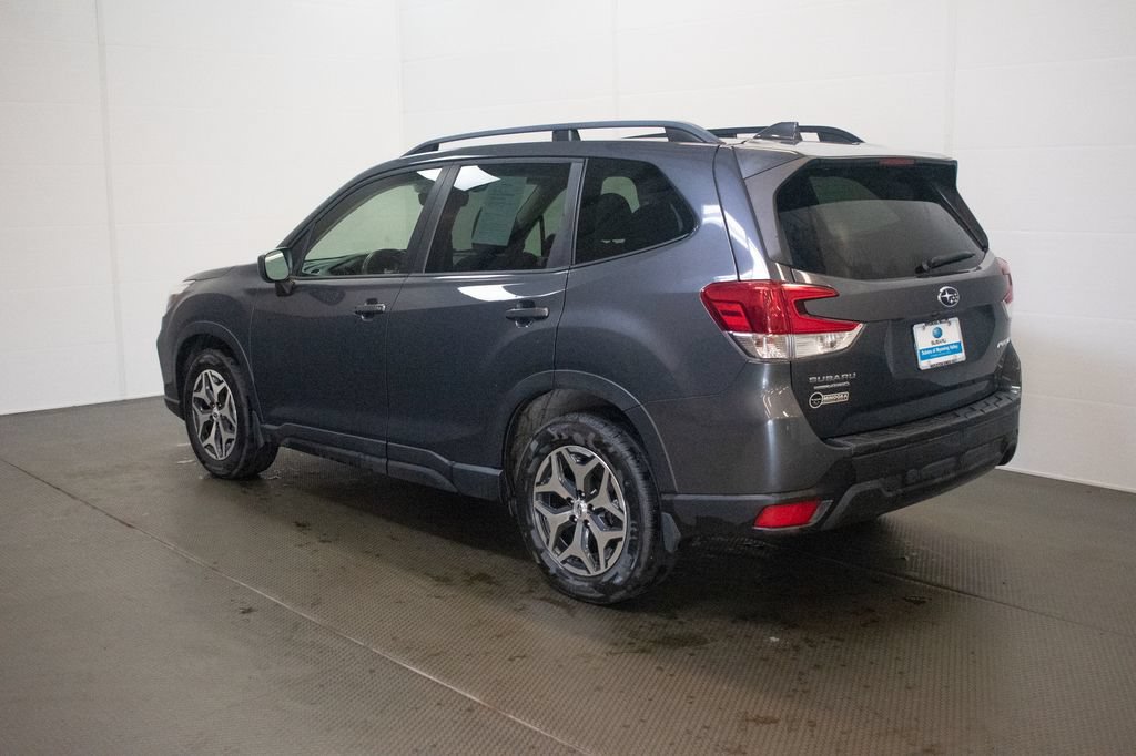 Used 2020 Subaru Forester Premium AWD/4WD image 6