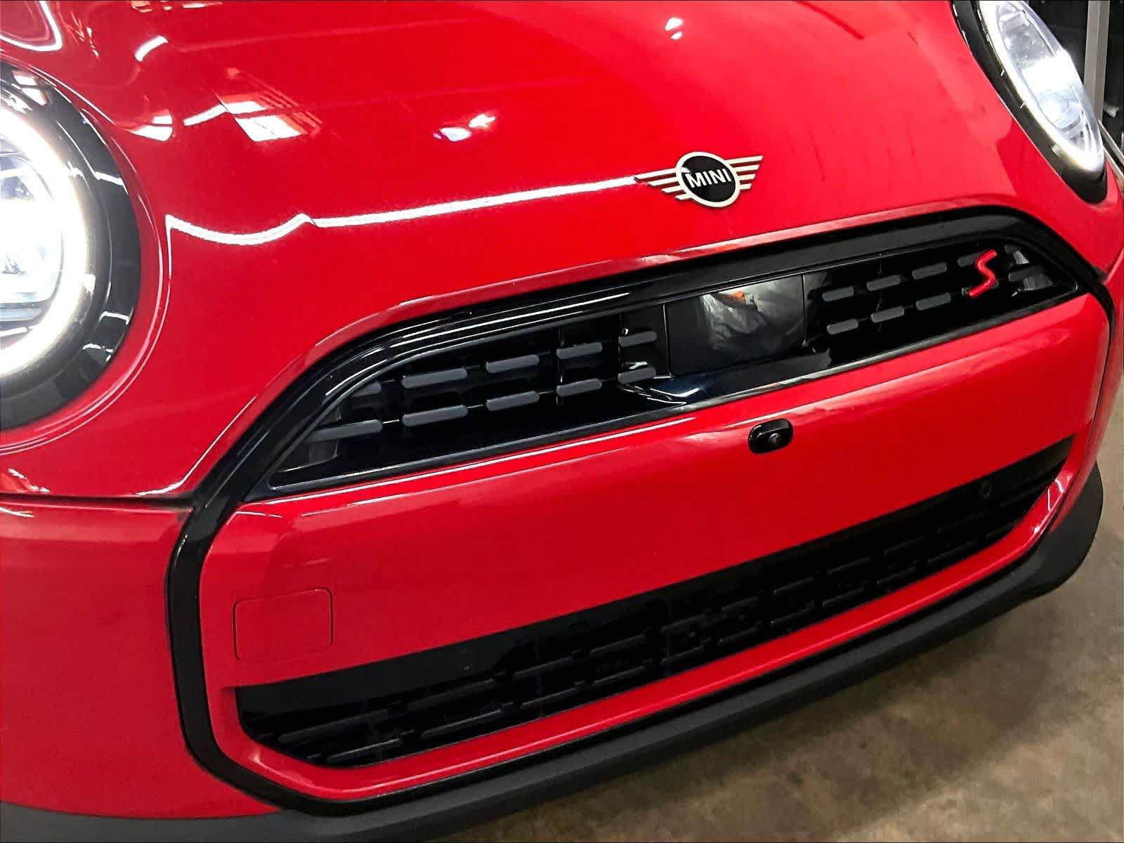 Certified 2025 MINI Cooper S FWD image 32