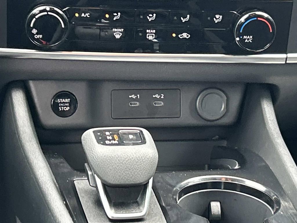 Certified 2025 Nissan Rogue S FWD image 24