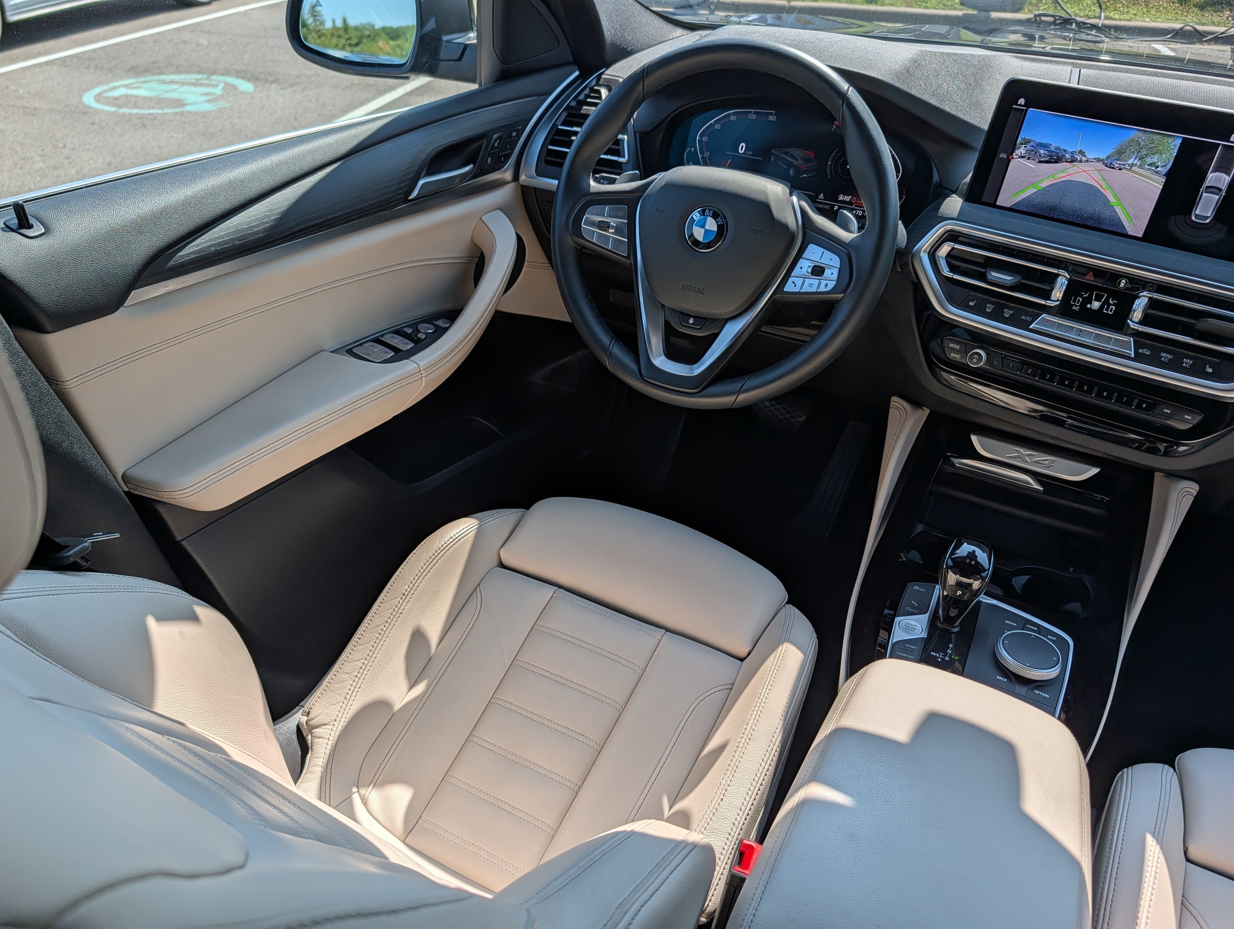 Used 2022 BMW X4 xDrive30i w/ Premium Package 2 AWD/4WD image 9