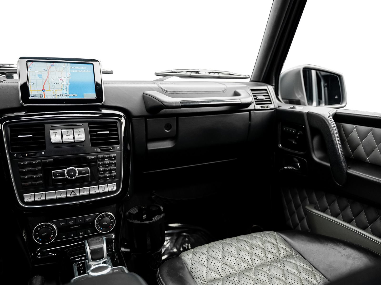 Used 2015 Mercedes-Benz G 63 AMG 4MATIC image 46