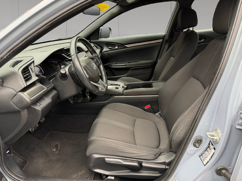 Used 2018 Honda Civic Sport image 11