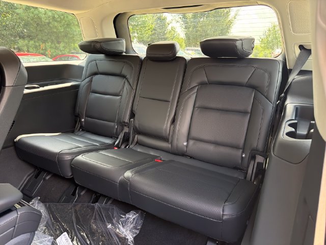 New 2026 Lincoln Navigator Reserve AWD/4WD image 14
