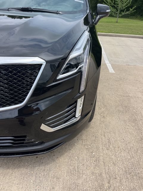 New 2026 Cadillac XT5 Sportv w/ LPO, Floor Liner Package AWD/4WD image 13