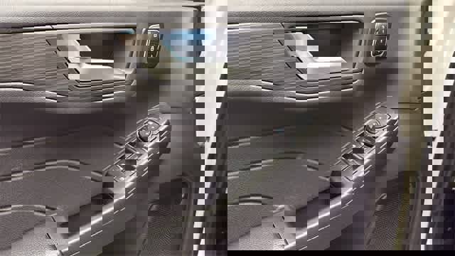 Used 2024 Ford Escape Platinum image 15