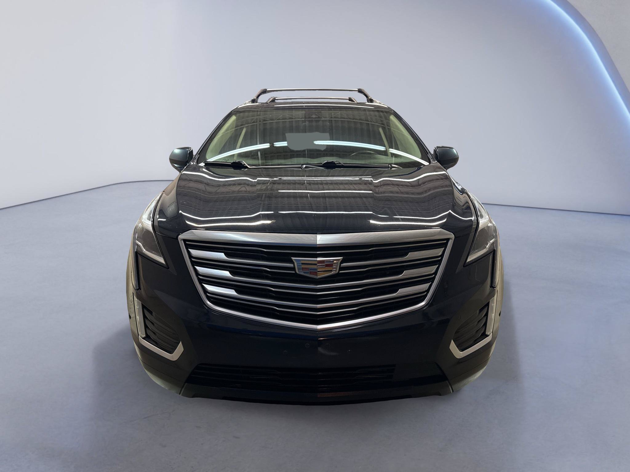 Used 2017 Cadillac XT5 Premium Luxury w/ Driver Assist Package AWD/4WD image 2