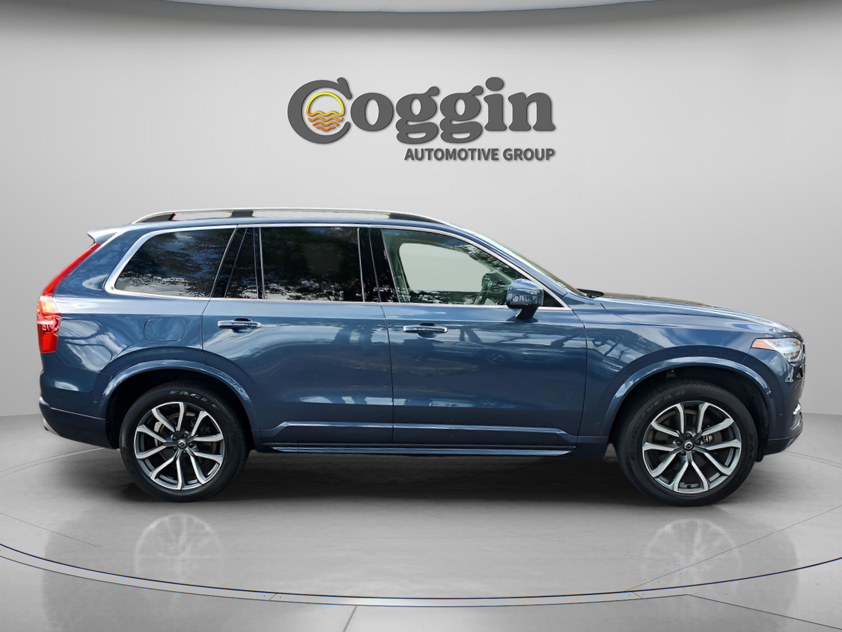 Used 2018 Volvo XC90 T5 Momentum w/ Convenience Package image 6